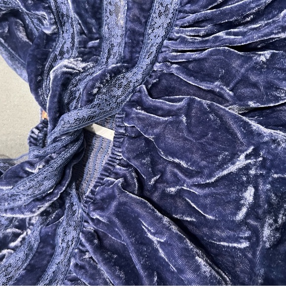 Free people velvet  Twist-Front Blue Top - Picture 10 of 12